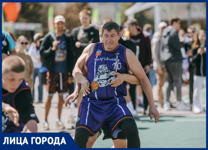 «Нам не хватает спортивных залов, а не детей и тренеров»: директор спортшколы №4 и тренер по баскетболу Алексей Сиволапов