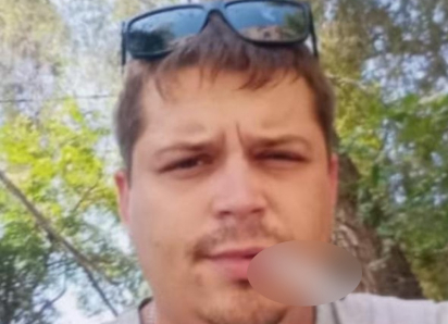 Человек по имени Александр вторую ночь подряд избивает пешеходов в садоводстве «Летний сад», может быть ранен участник СВО 
