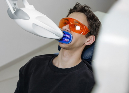  Услуга дня: Профессиональная система отбеливания Zoom 4 за 26.999 вместо 30.800 рублей 