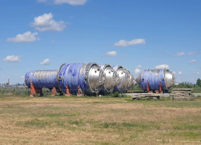 Что за огромные «бочки» стоят у нового моста в Волгодонске несколько лет