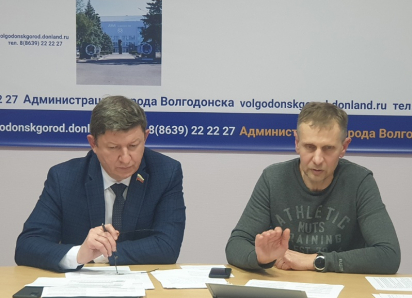 «Таджики и узбеки селятся в Москве и Подмосковье, а повышенный норматив распространили и на нас»: в Думе Волгодонска выразили протест против высокой стоимости холодной воды