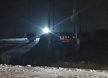 Работают пункты обогрева на трассах: в Ростовской области бушует метель, дороги на Волгодонск заметает