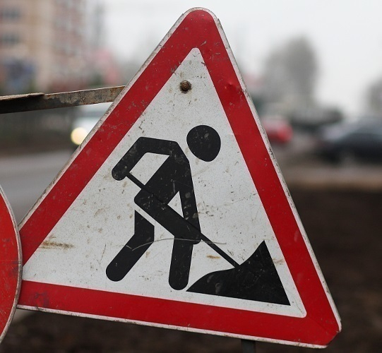 Ночью в Волгодонске украли несколько десятков дорожных знаков