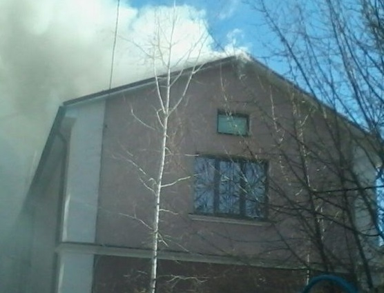 В Волгодонске на дачах сгорела баня