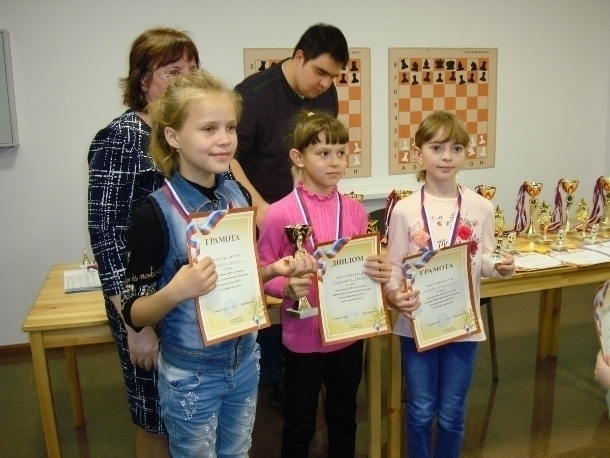Семь юных шахматистов из Волгодонска показали свое мастерство в финале Гран-При Ростовской области