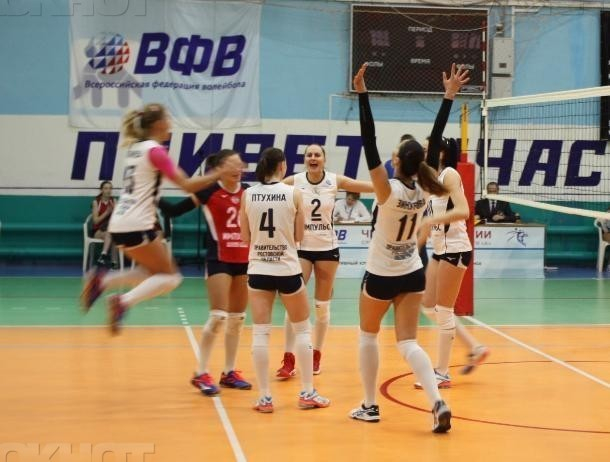 Девушки из «Импульса» разгромили середнячка чемпионата России по волейболу