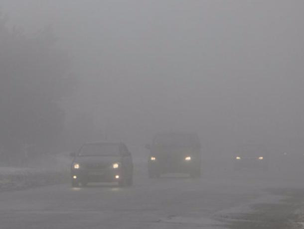 Экстренные службы предупредили автомобилистов о плохой видимости на трассе Ростов-Волгодонск из-за тумана