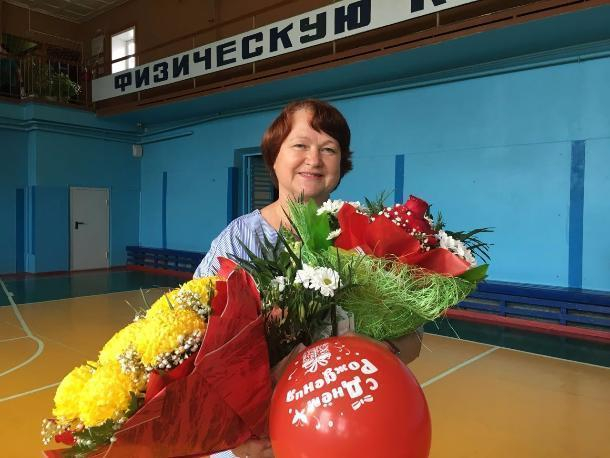 Шестидесятилетний юбилей отметила одна из лучших бегуний Волгодонска Ирина Терешкина