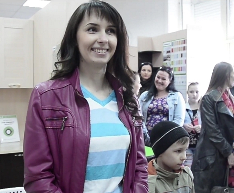 Победительницей проекта «Ремонт кухни в подарок» стала молодая мама из Волгодонска