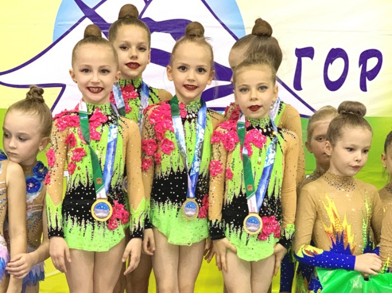 Волгодонские гимнастки блестяще выступили на чемпионате по художественной гимнастике в Нальчике