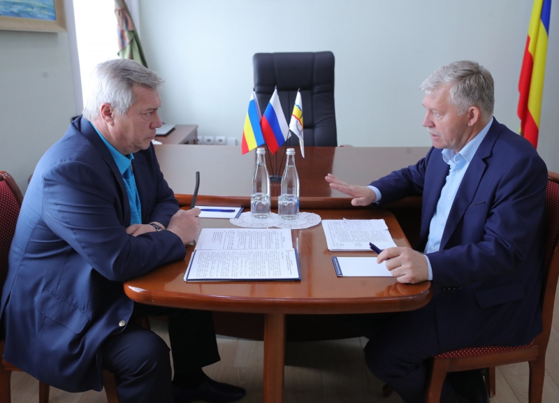 Губернатор Голубев раскритиковал низкие темпы ремонта дорог в Волгодонске
