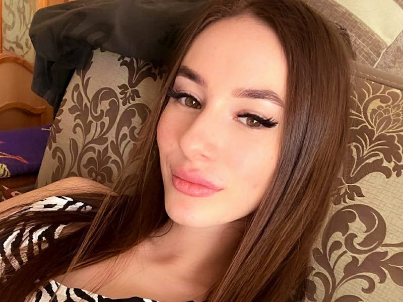 18-летняя Анастасия Онац хочет принять участие в конкурсе «Мисс Блокнот»