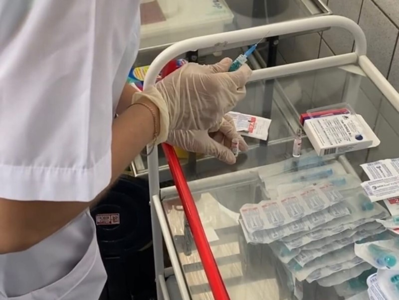 В Волгодонске подвели итоги эксперимента по вакцинации горожан от коронавируса в приемных депутатов