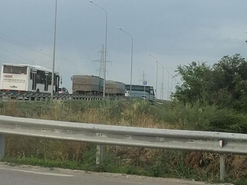 Автобус слетел с дороги по направлению на РоАЭС в Волгодонске