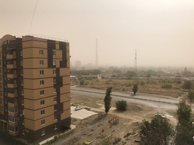 На Волгодонск надвигается сильная пыльная буря