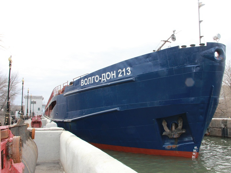 Сколько грузов перевезли по Волго-Донскому судоходному каналу с начала навигации