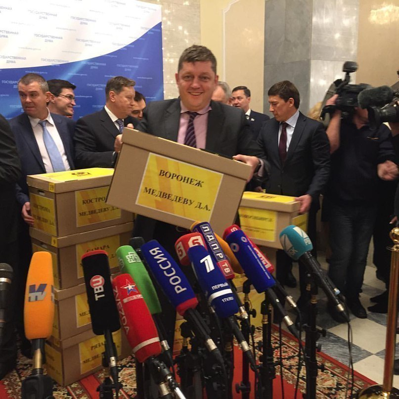 Наш земляк и депутат Госдумы от Воронежской области собрал 70 тысяч подписей за отмену закона о капремонте
