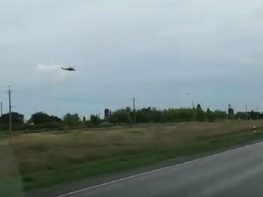 Полет группы ударных вертолетов над Цимлянском попал на видео