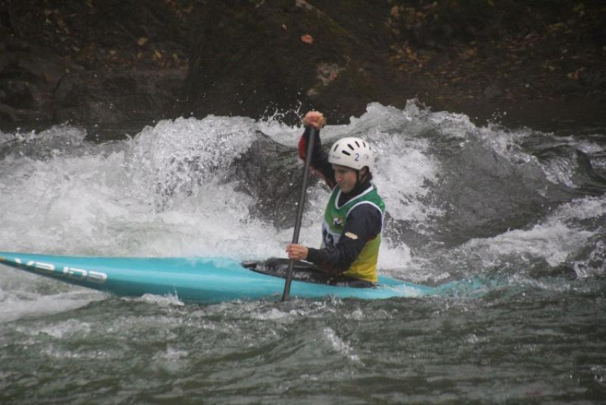 Золотым триумфом волгодонских слаломистов завершился турнир на «Золотой Лабе»