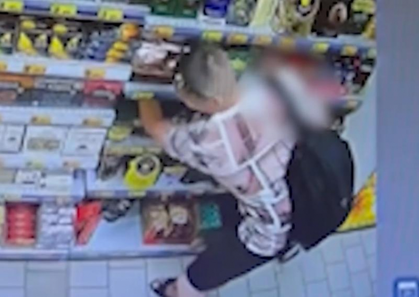Он явно не знал о существовании камер: дерзкого воришку с судимостью задержали в Волгодонске
