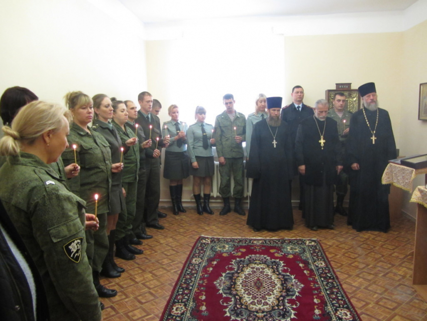 Священнослужители и военнослужащие Волгодонска обсудили принципы духовно-нравственного воспитания 