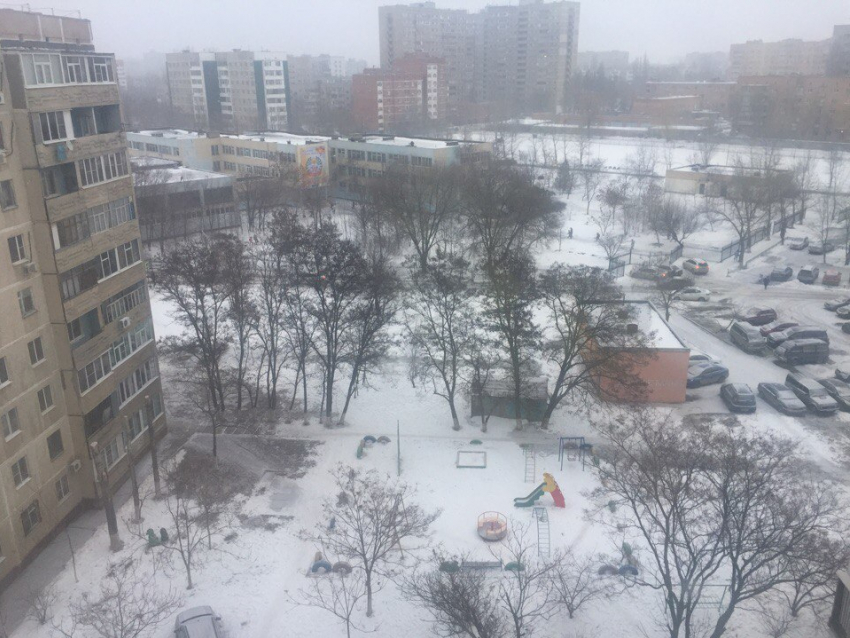 Обложной снег и туман пришли в Волгодонск в предпраздничный день 