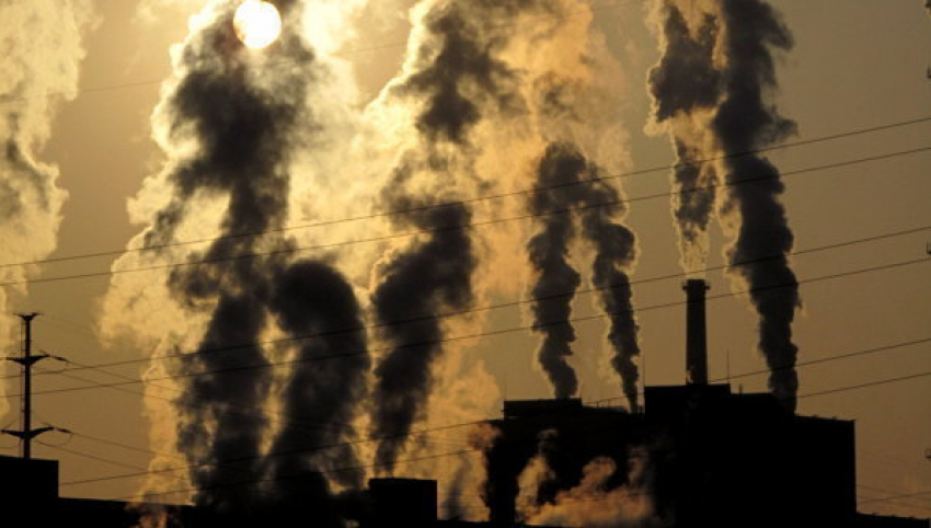 Волгодонские предприятия оштрафовали за грязные выбросы в атмосферу