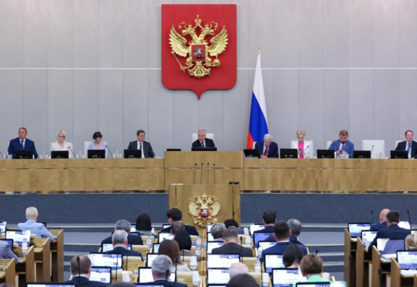 Теперь возможности подавать отчеты в произвольной форме у управляющих компаний нет