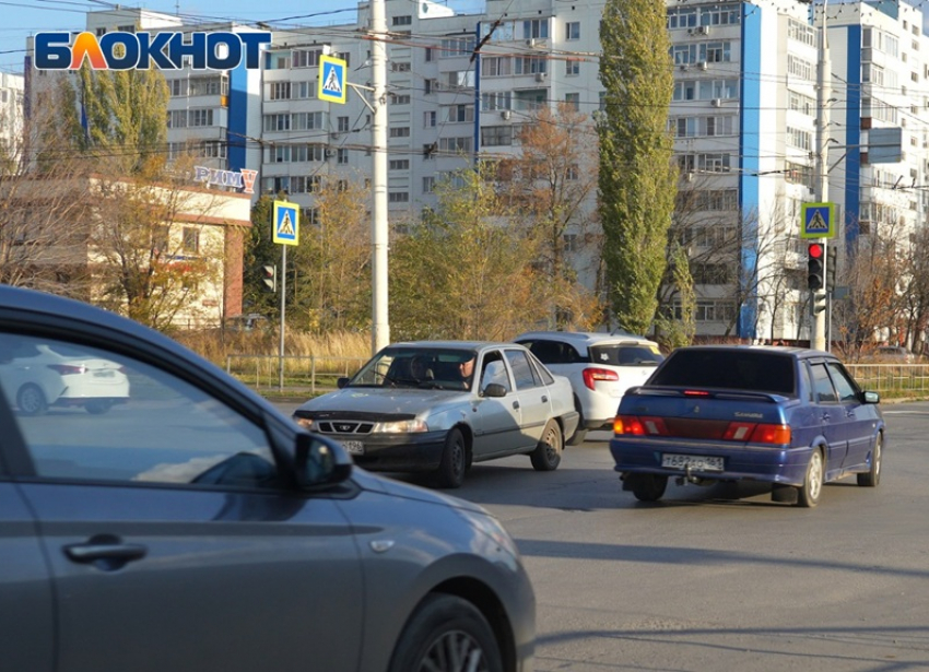 Хитрый способ задешево сделать освещение на Энтузиастов за налоговой придумали в ДСиГХ