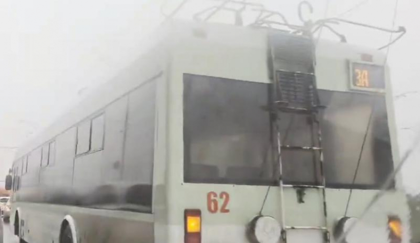 Транспортный коллапс в Волгодонске: троллейбусы парализовали город
