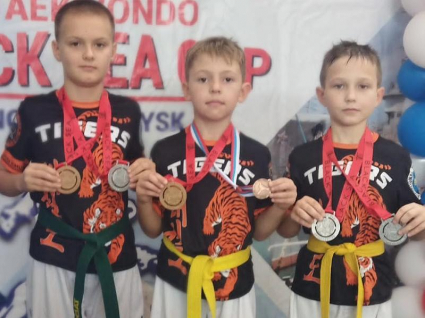 Юные тхэквондисты завоевали престижные награды на соревнованиях в Краснодарском крае
