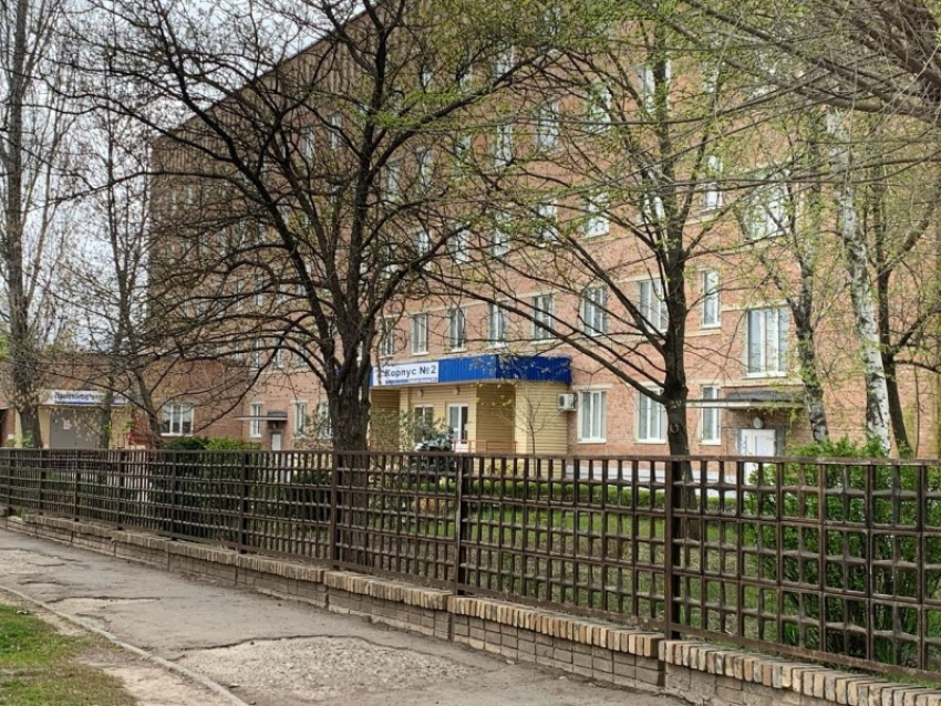 Два пациента госпиталя для больных коронавирусом в Волгодонске находятся в реанимации