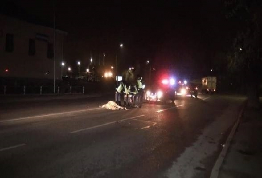 Мотоциклист насмерть сбил пешехода в станице Романовской