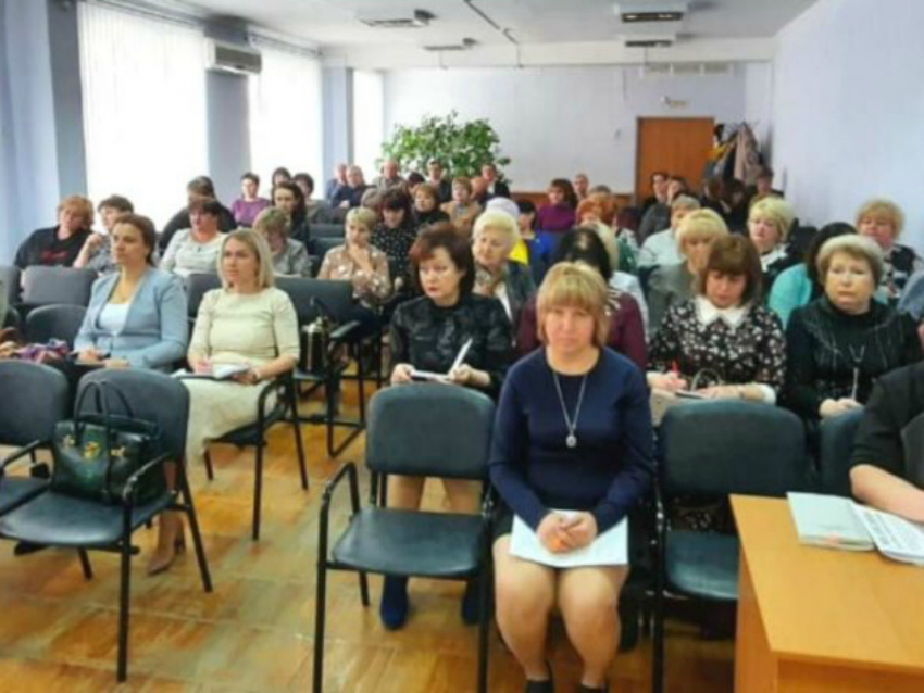 Для муниципальных служащих Волгодонска провели семинар по противодействию коррупции 