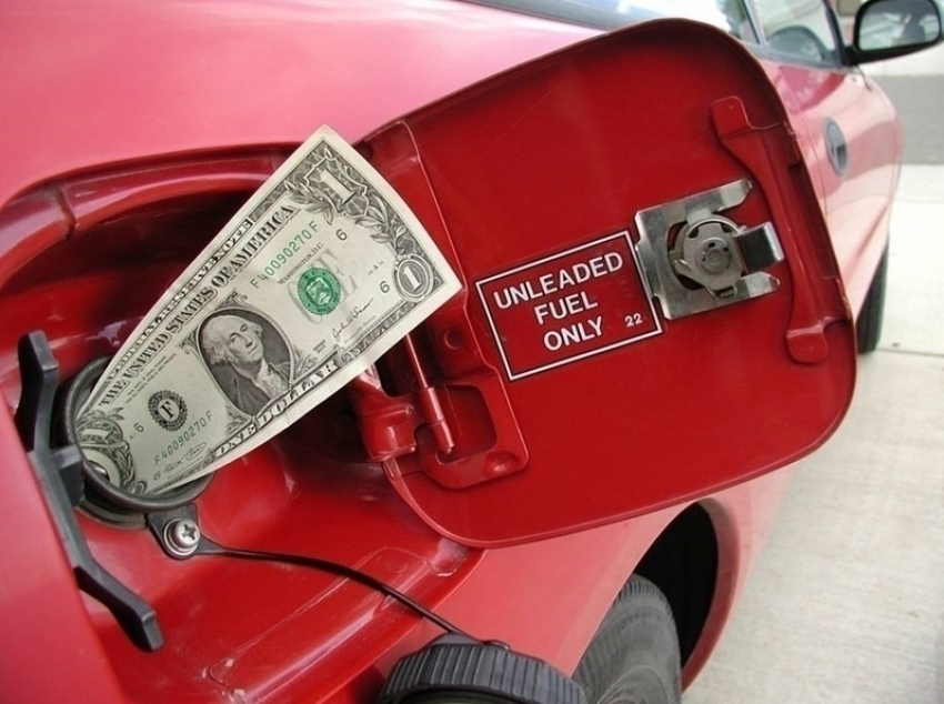 В Волгодонске за месяц зафиксирован очередной рост цен на бензин 