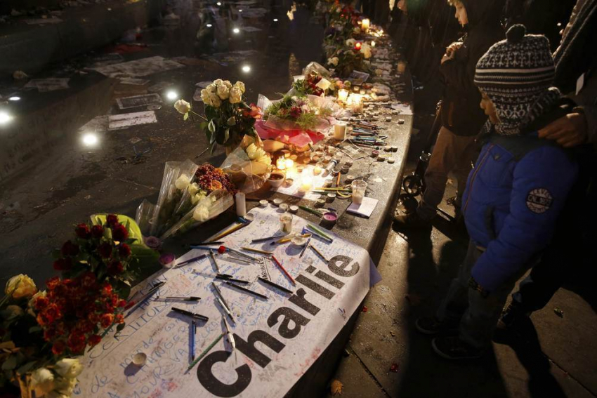 Волгодончанка написала пронзительные стихи в память о жертвах теракта в Париже