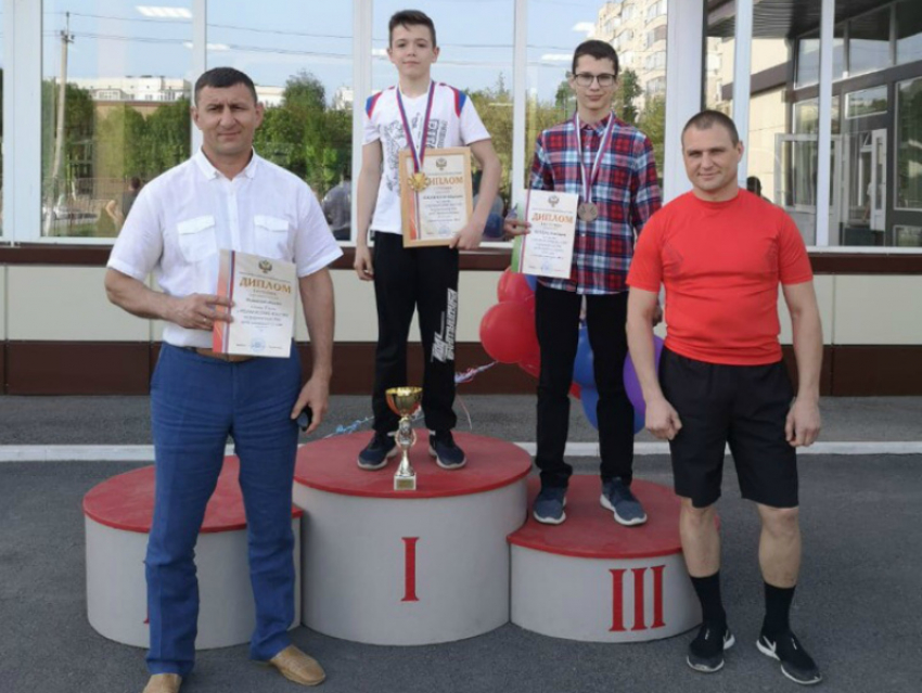 В составе сборной региона двое волгодонцев стали чемпионами первенства России по рукопашному бою