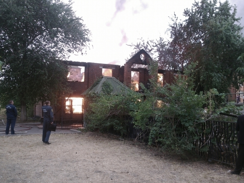 Основная версия причины пожара в Волгодонске на улице Гагарина - поджог