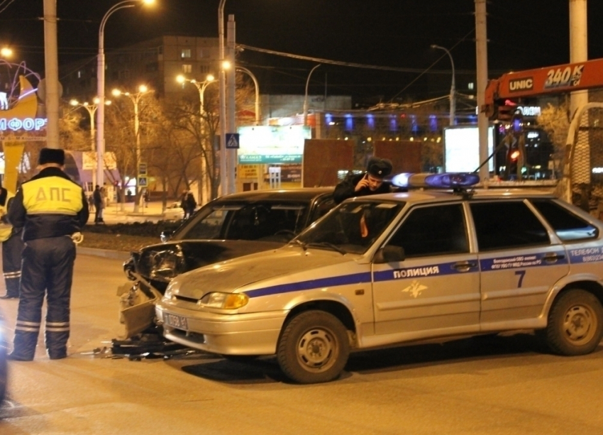 Пьяного водителя-инвалида, покалечившего полицейского в центре Волгодонска, арестовали на 15 суток