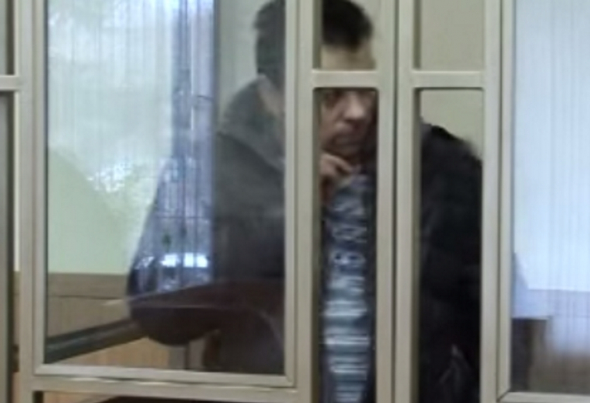 Волгодонца, убившего и расчленившего свою тетю, взяли под стражу на два месяца
