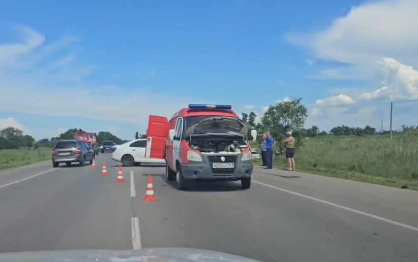 ДТП на трассе Волгодонск – Ростов: очевидцев аварии у поворота на хутор Семенкин просят откликнуться