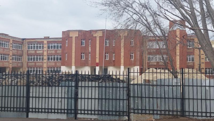 «Ну так не бывает!»: депутаты в шоке от плачевной судьбы капремонтов «Политэка» и Лицея №16 в Волгодонске 