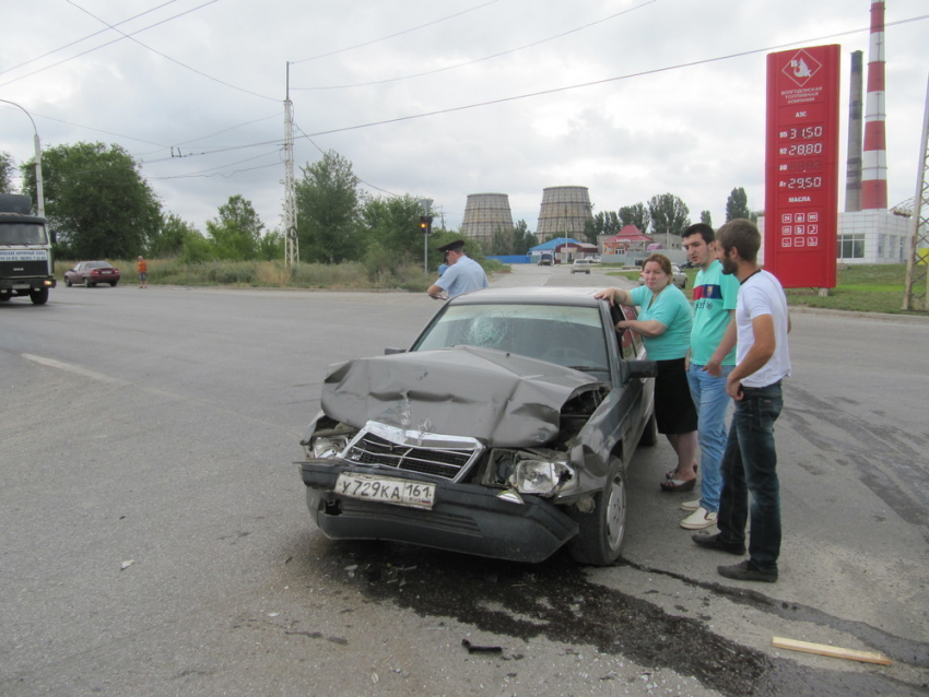 В Волгодонске на Жуковском шоссе снова произошло серьезное ДТП