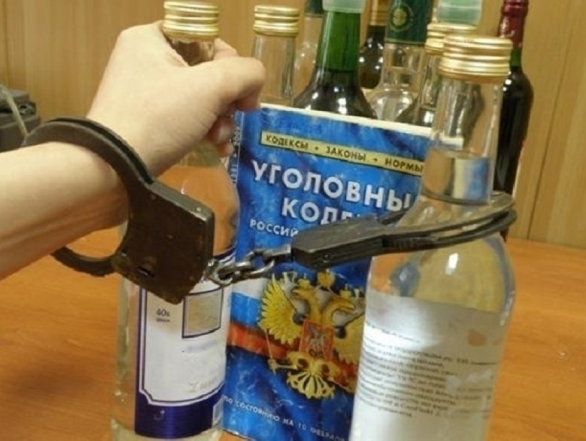 В Волгодонске 19-летний парень ограбил магазин ради двух бутылок спиртного