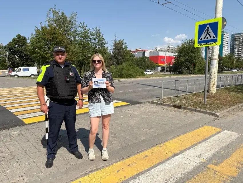 Наушники прочь, капюшон назад: в Волгодонске прошла акция «Безопасность пешехода!»