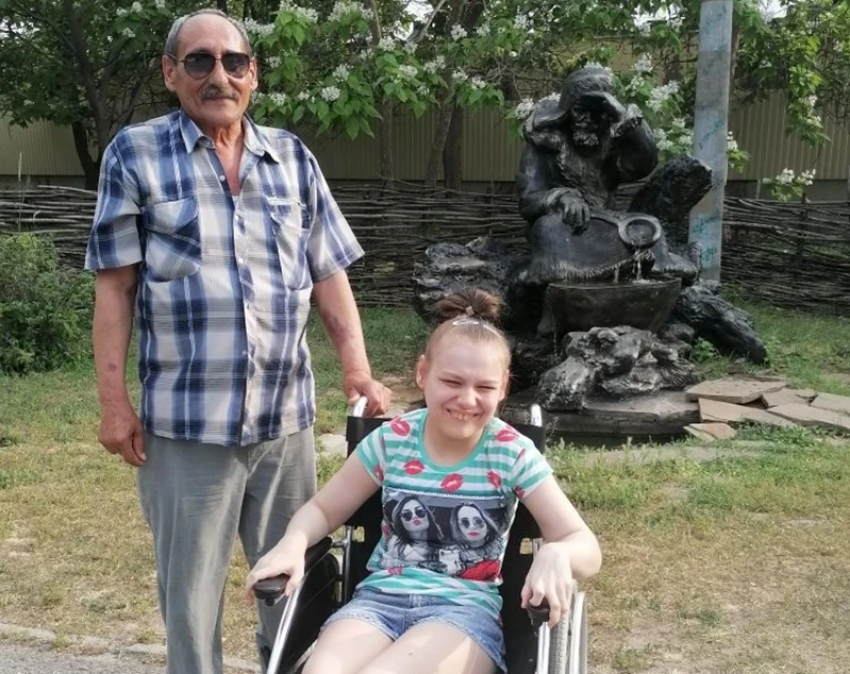 Суд признал фальсификатором отобравшего дачу у семьи пенсионера и девочки-инвалида Александра Афанасиади 