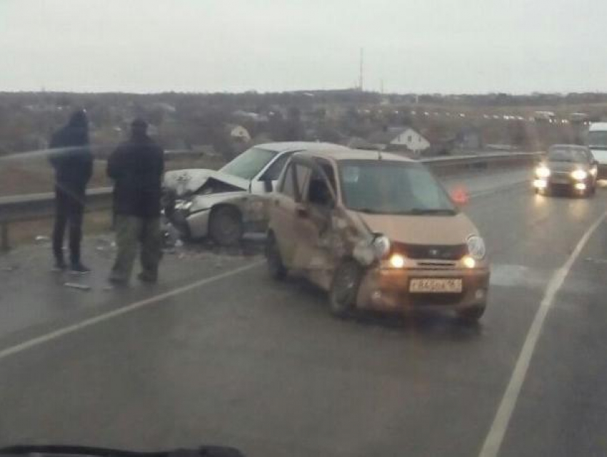 Гололед и скорость стали причиной серьезного ДТП на автодороге Волгодонск-Цимлянск, - очевидец