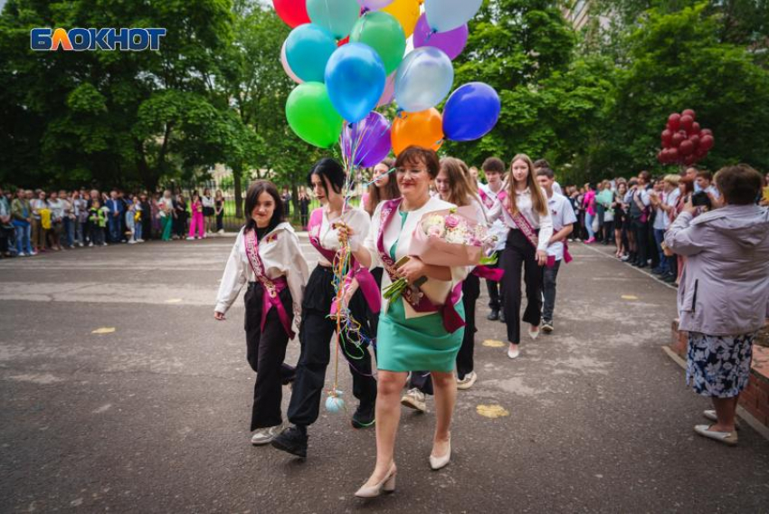 От «Лес рук» до «Воспаление хитрости»: волгодончане вспомнили коронные фразы учителей