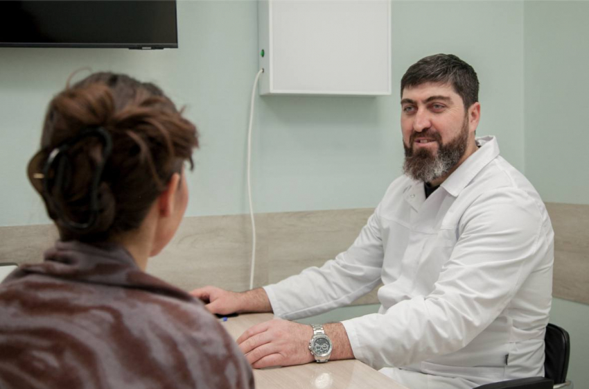 «Ходить без боли — реально»: травматолог-ортопед из Санкт-Петербурга и команда «Флебомед» вернут вас к жизни без мучений