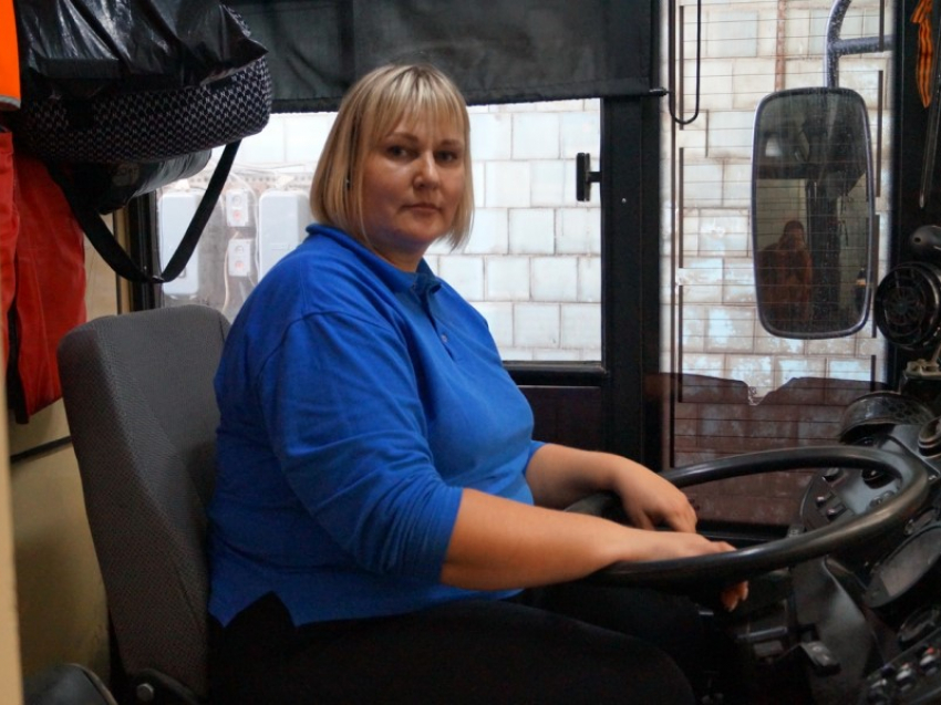 «Работать водителем троллейбуса моя детская мечта»: Наталия Рафейкова стала участницей всероссийского конкурса профмастерства